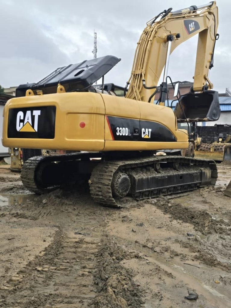 excavator CAT 330DL